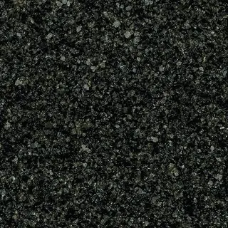 Revestimento de pedra natural Painita, grão médio, aplicado em parede